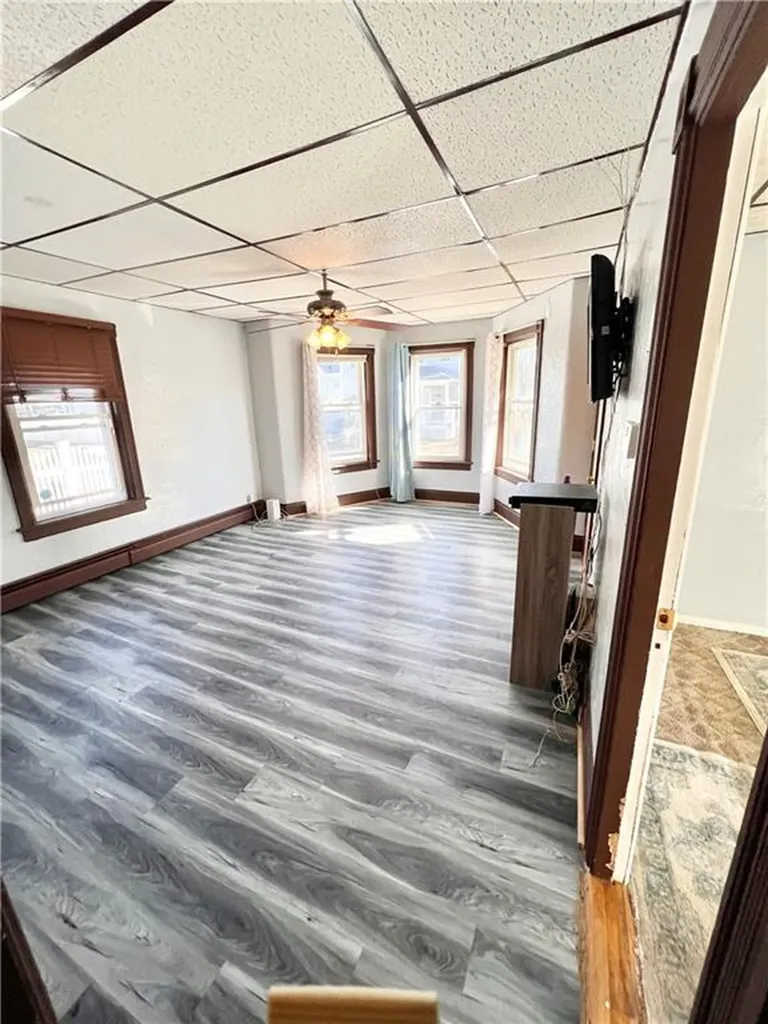 15 Lucas Street Pawtucket RI 02860