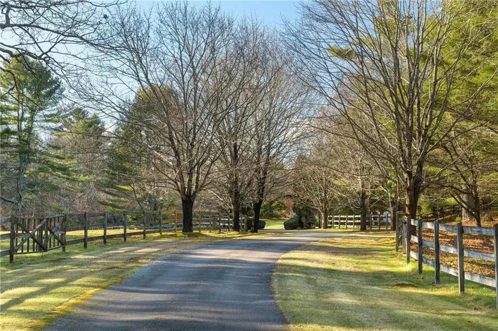 129 Purgatory Road Exeter RI 02822