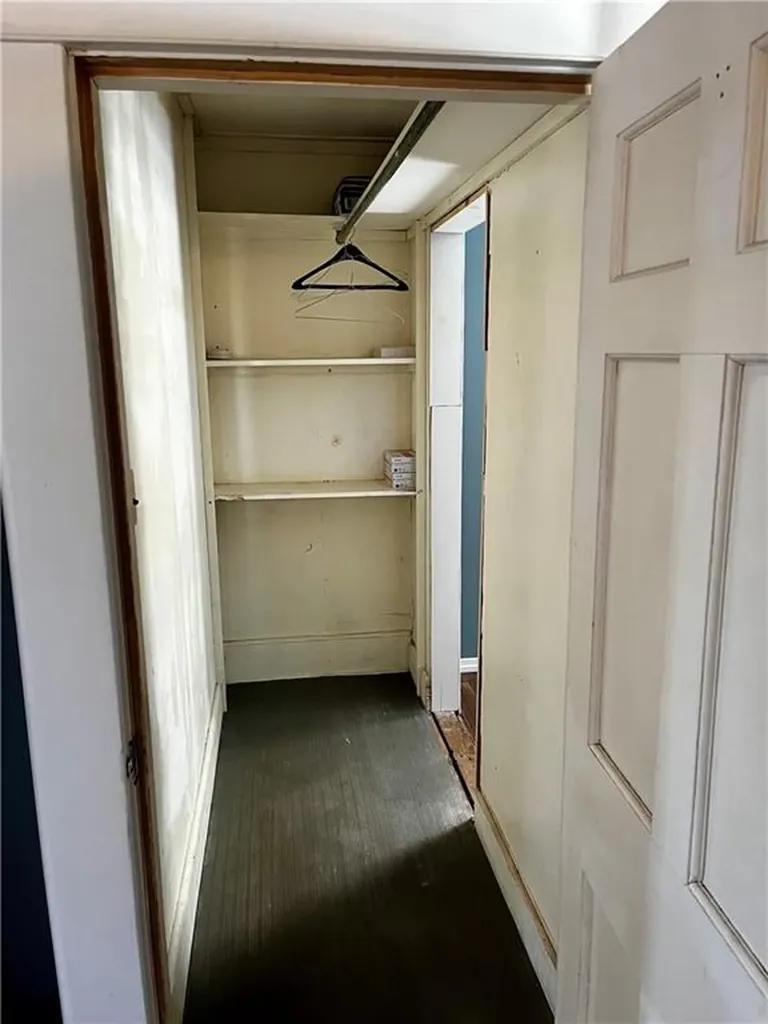 1508 West Shore Road Warwick RI 02886