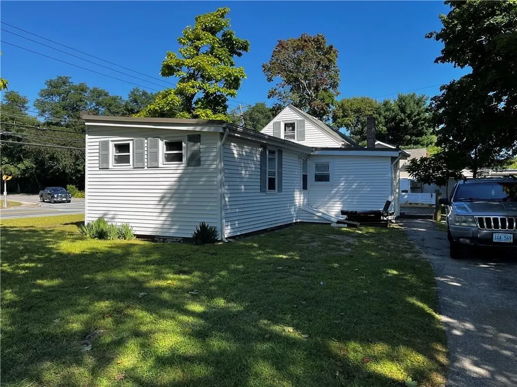 1508 West Shore Road Warwick RI 02886