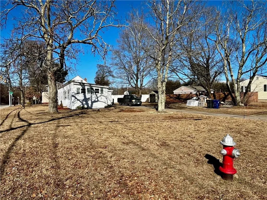 1508 West Shore Road Warwick RI 02886