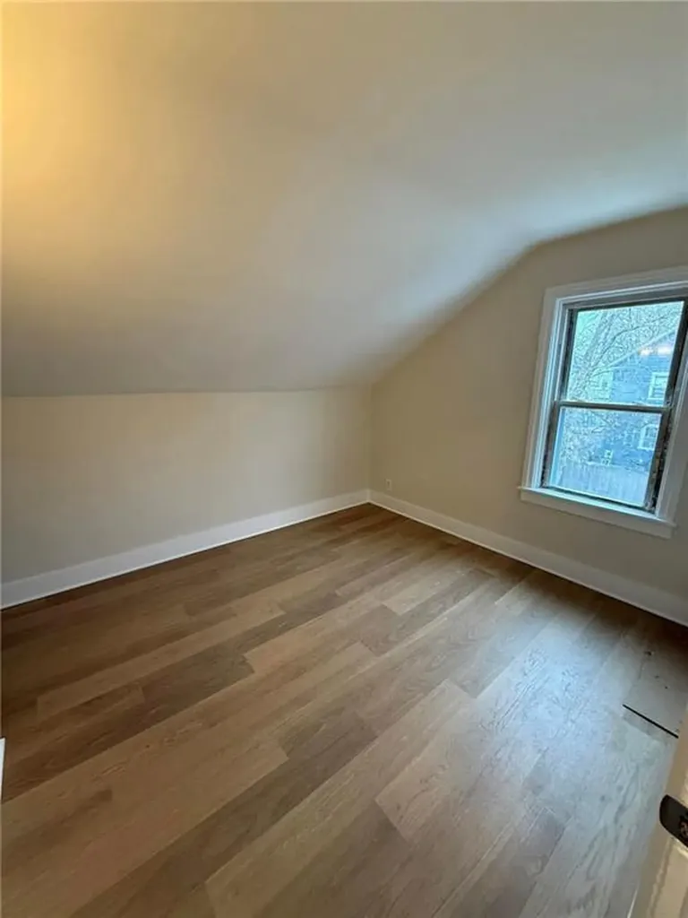 23 Yale Avenue Providence RI 02908