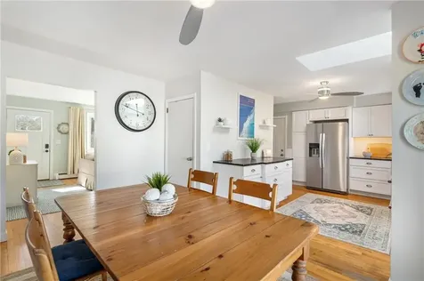 32 Evergreen Drive Portsmouth RI 02871