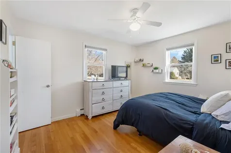 32 Evergreen Drive Portsmouth RI 02871