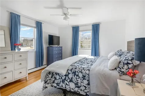 32 Evergreen Drive Portsmouth RI 02871