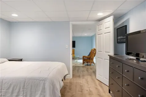 32 Evergreen Drive Portsmouth RI 02871