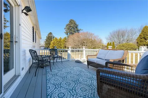 32 Evergreen Drive Portsmouth RI 02871