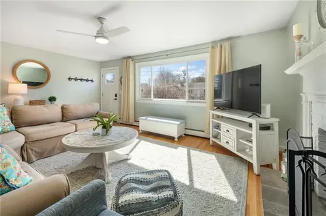 32 Evergreen Drive Portsmouth RI 02871