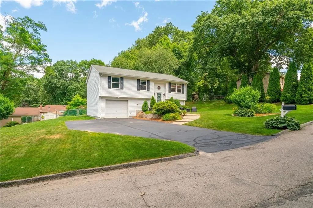 97 Hill Top Drive Johnston RI 02919