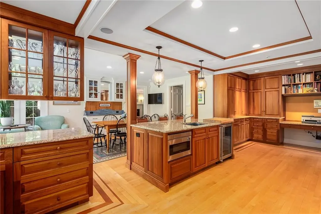 78 East Orchard Avenue Providence RI 02906