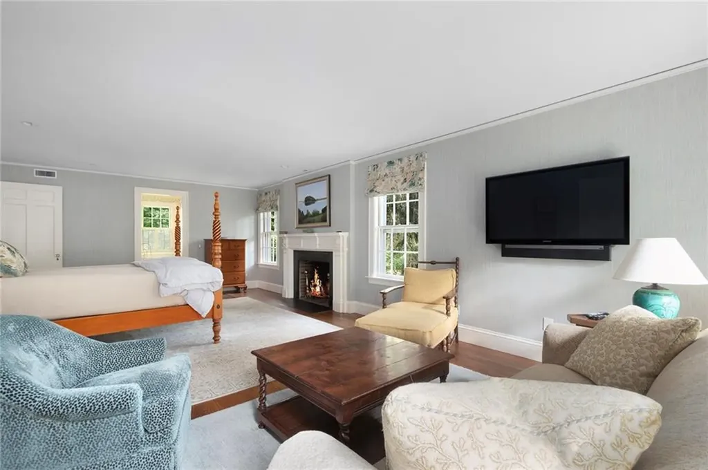 78 East Orchard Avenue Providence RI 02906