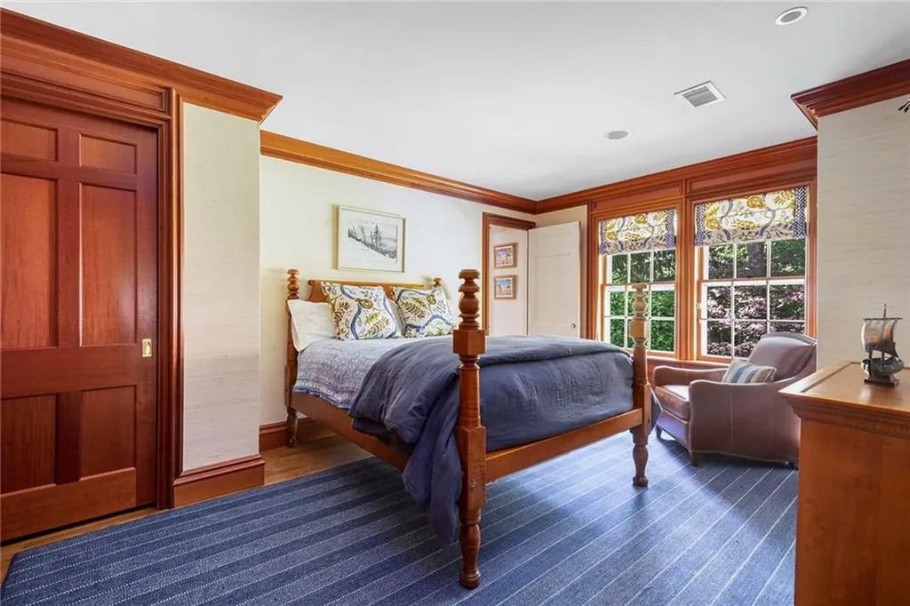 78 East Orchard Avenue Providence RI 02906