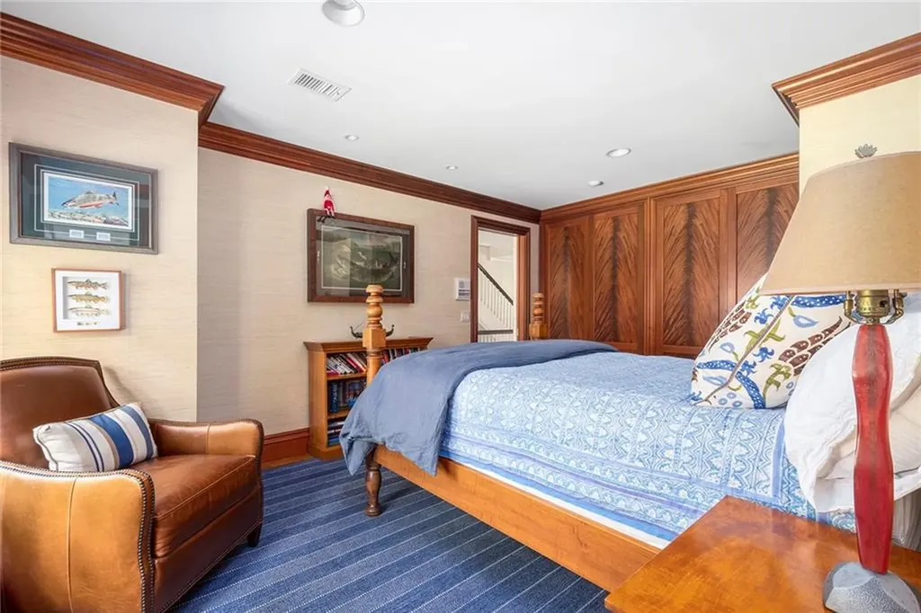 78 East Orchard Avenue Providence RI 02906