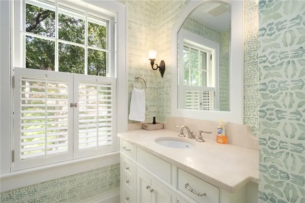 78 East Orchard Avenue Providence RI 02906
