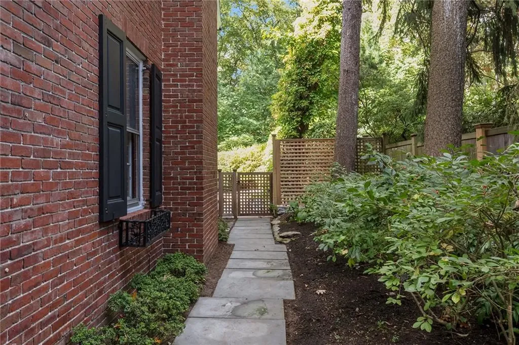 78 East Orchard Avenue Providence RI 02906