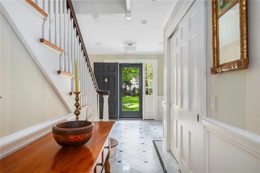 78 East Orchard Avenue Providence RI 02906