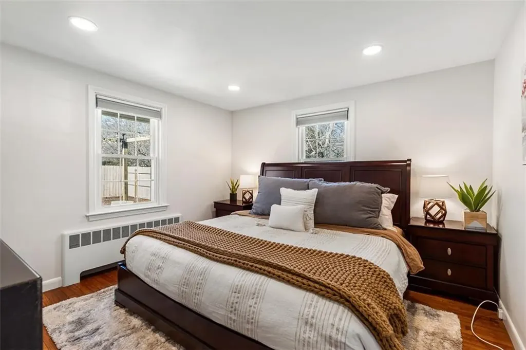 20 Highview Avenue Barrington RI 02806