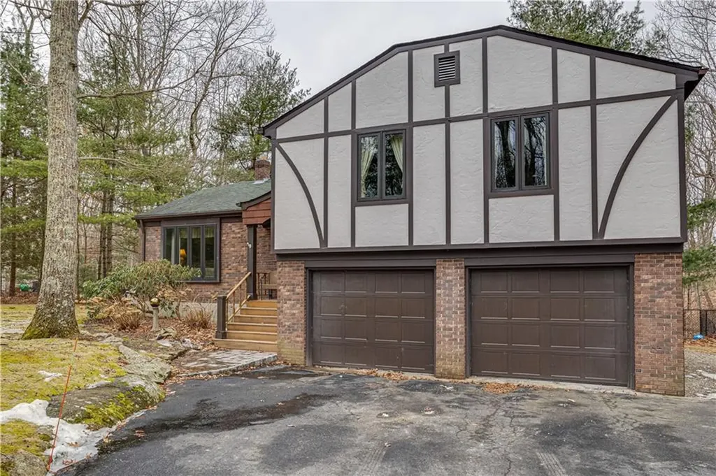 169 Franklin Road Scituate RI 02825