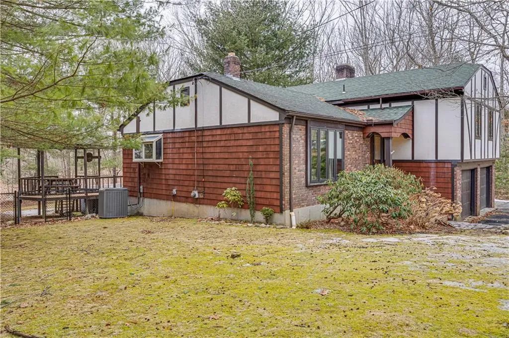 169 Franklin Road Scituate RI 02825