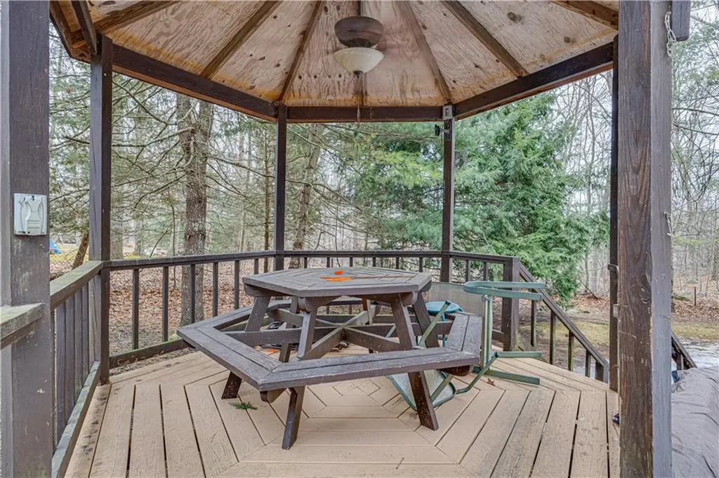 169 Franklin Road Scituate RI 02825