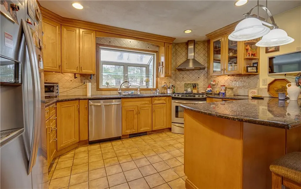 169 Franklin Road Scituate RI 02825