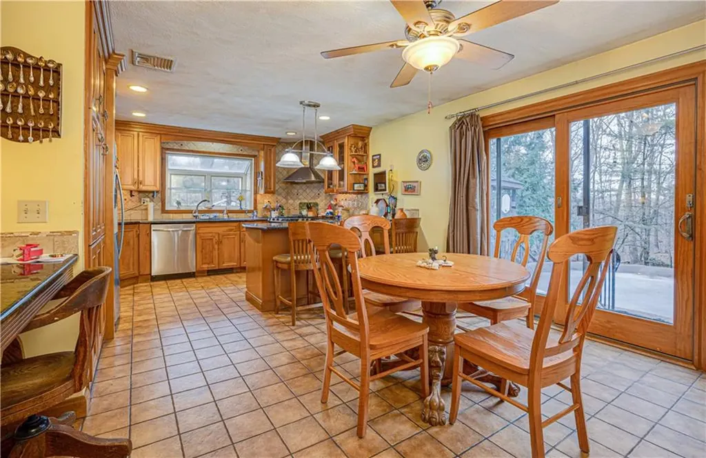 169 Franklin Road Scituate RI 02825