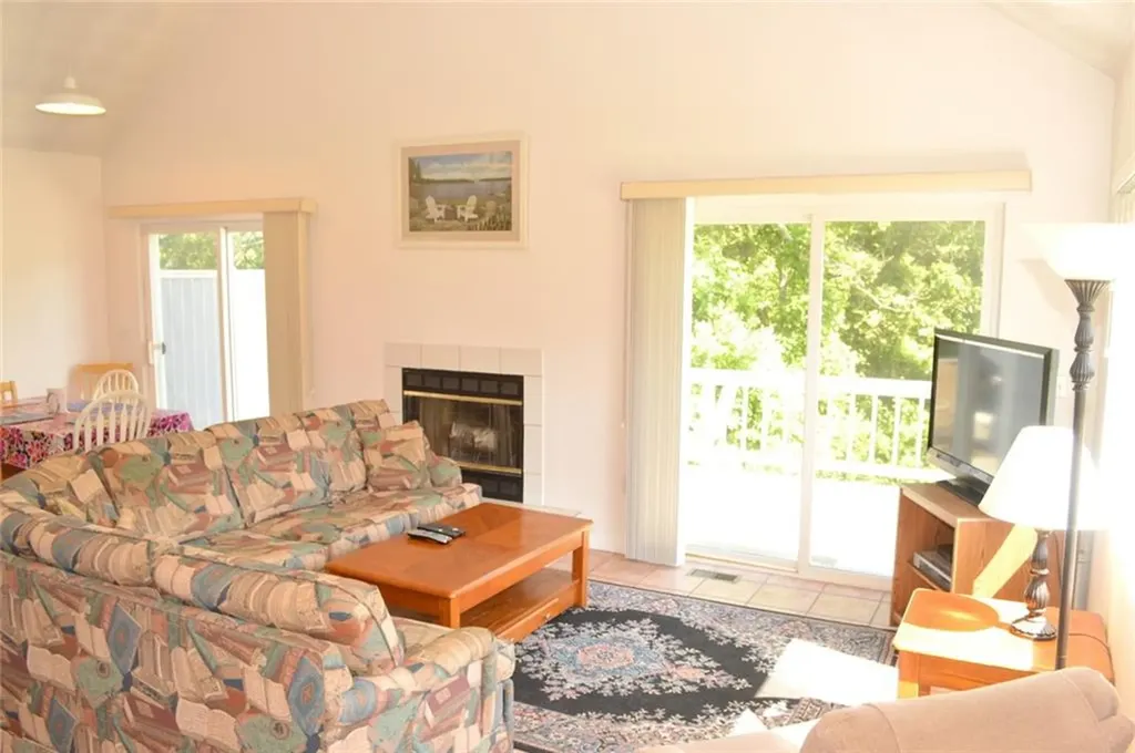 1 Alexander Drive Narragansett RI 02882