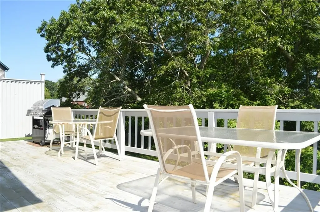 1 Alexander Drive Narragansett RI 02882