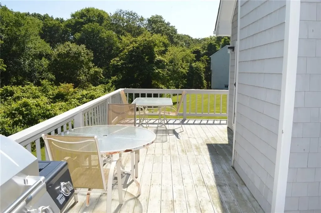 1 Alexander Drive Narragansett RI 02882