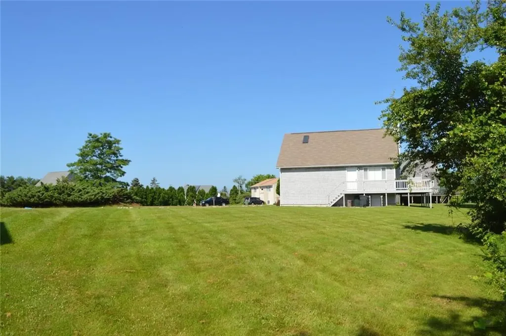 1 Alexander Drive Narragansett RI 02882