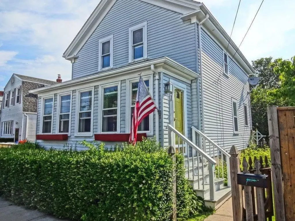 67 Hall Avenue Newport RI 02840