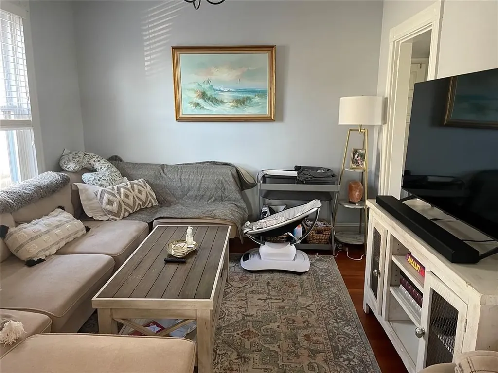 67 Hall Avenue Newport RI 02840