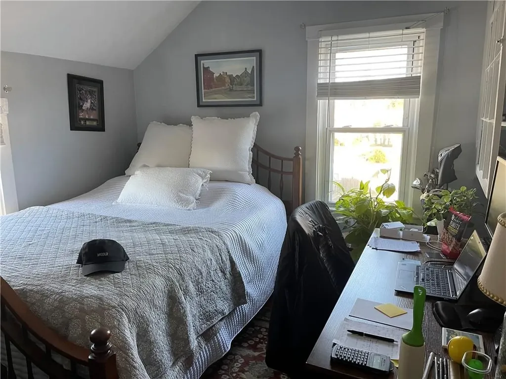67 Hall Avenue Newport RI 02840