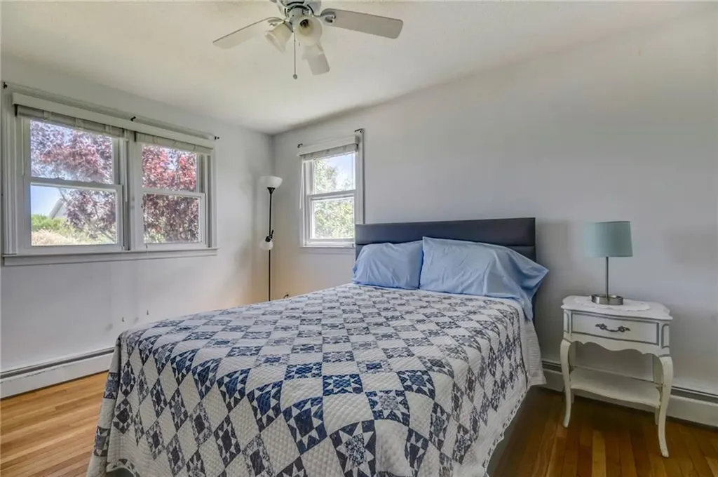 14 Hope Lane Narragansett RI 02882