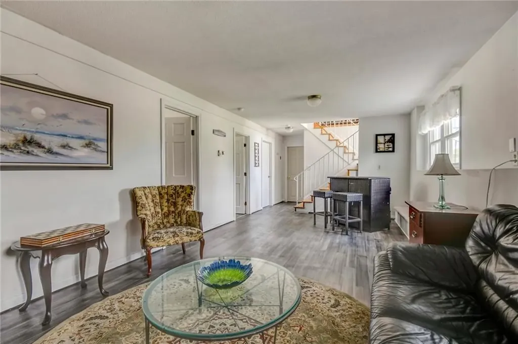 14 Hope Lane Narragansett RI 02882