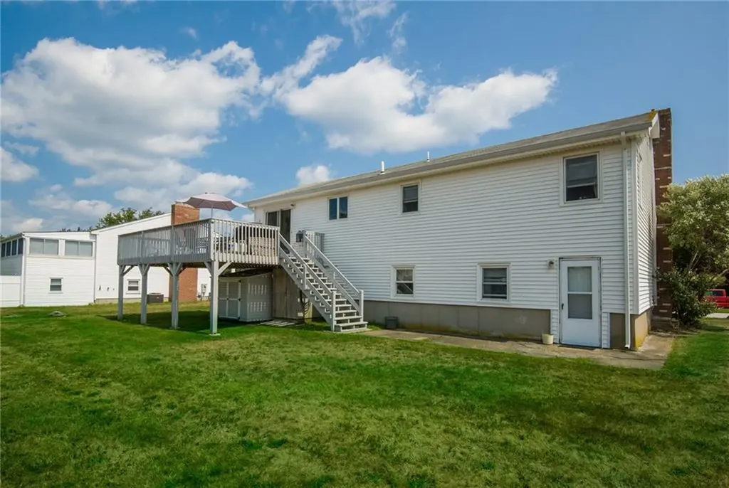 14 Hope Lane Narragansett RI 02882