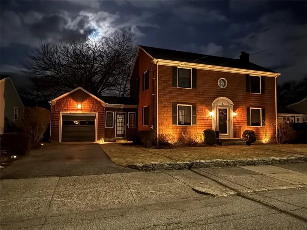 60 Felsmere Avenue Pawtucket RI 02861