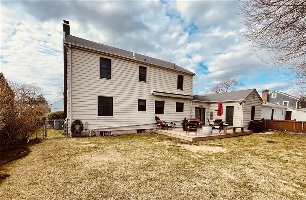 60 Felsmere Avenue Pawtucket RI 02861