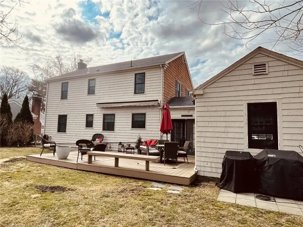 60 Felsmere Avenue Pawtucket RI 02861