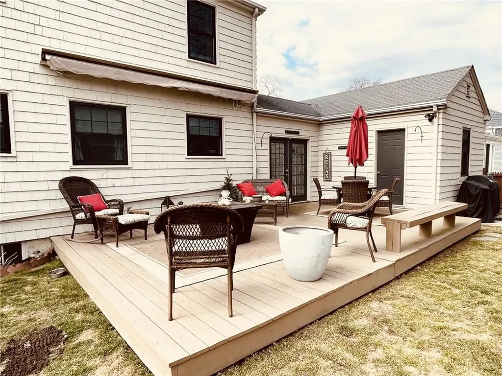 60 Felsmere Avenue Pawtucket RI 02861