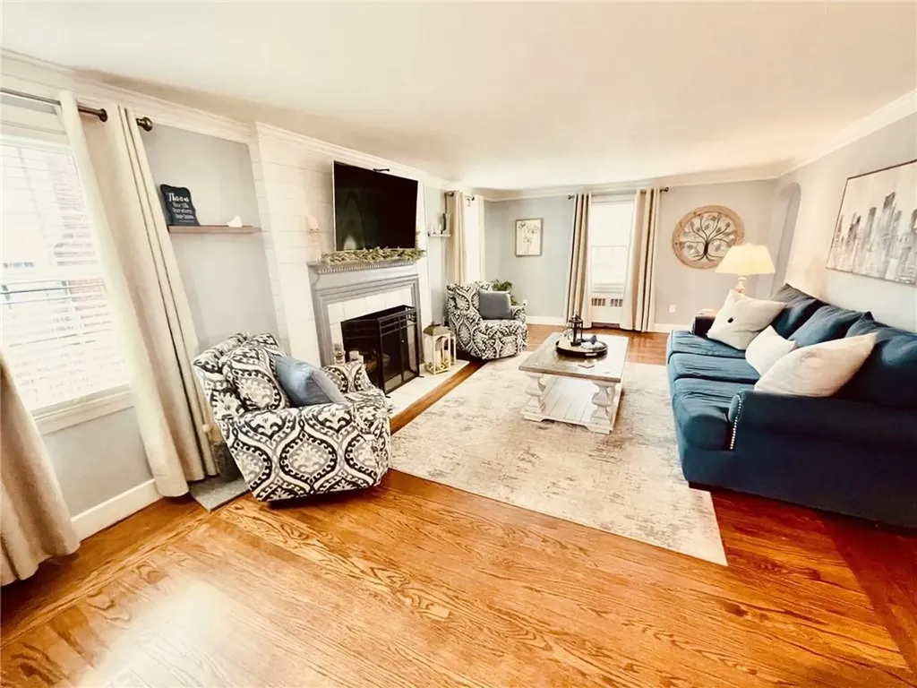 60 Felsmere Avenue Pawtucket RI 02861