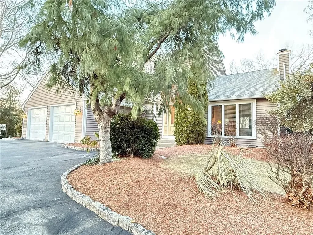 29 Rollingwood Drive Johnston RI 02919