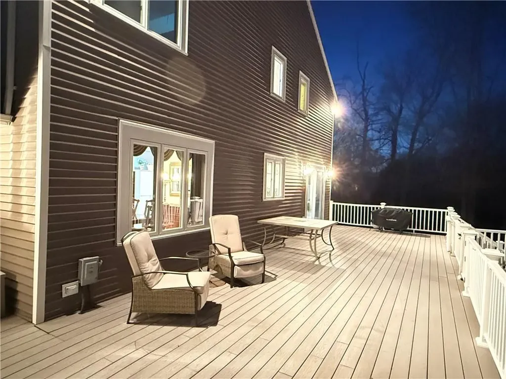 29 Rollingwood Drive Johnston RI 02919
