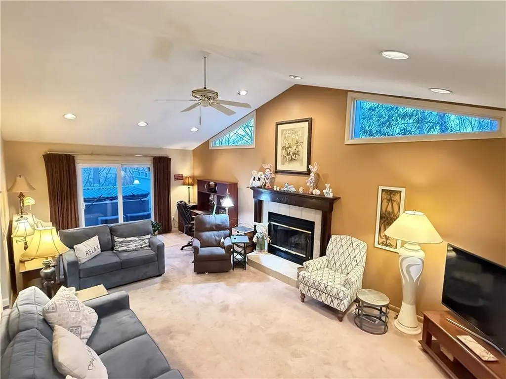 29 Rollingwood Drive Johnston RI 02919