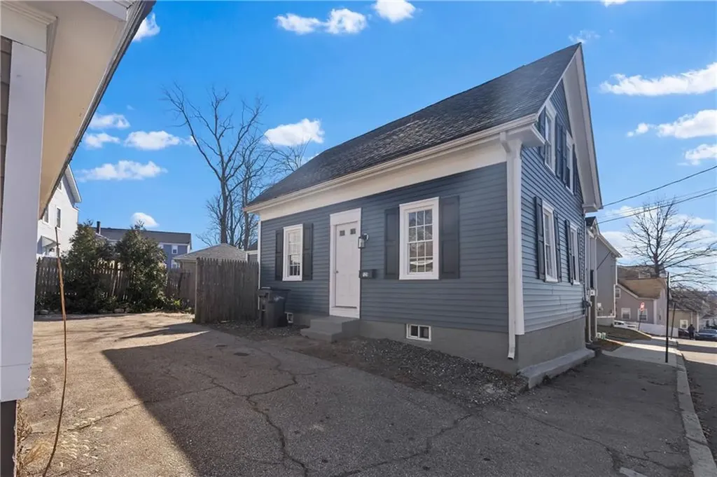 125 Grand View Street Providence RI 02906