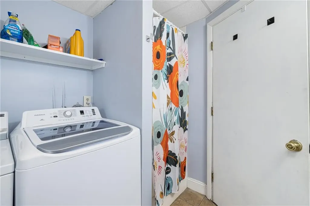 383 Davit Avenue Jamestown RI 02835