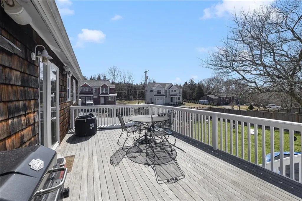383 Davit Avenue Jamestown RI 02835