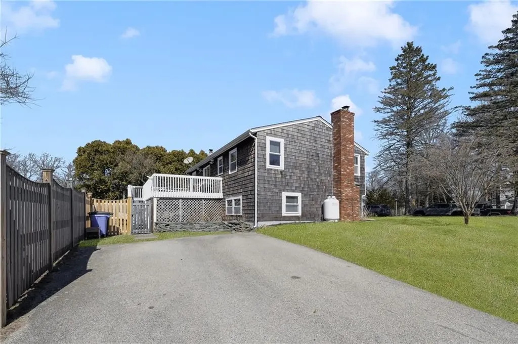 383 Davit Avenue Jamestown RI 02835