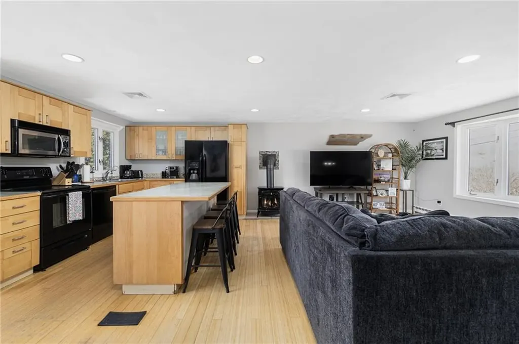 383 Davit Avenue Jamestown RI 02835
