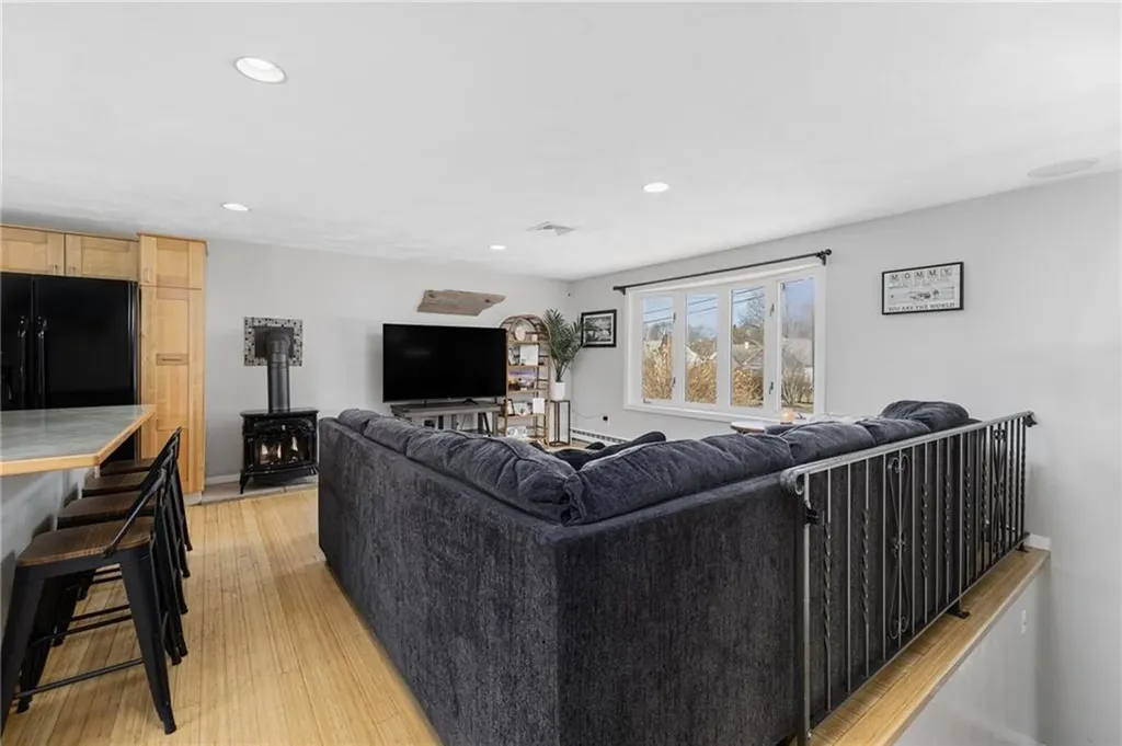 383 Davit Avenue Jamestown RI 02835